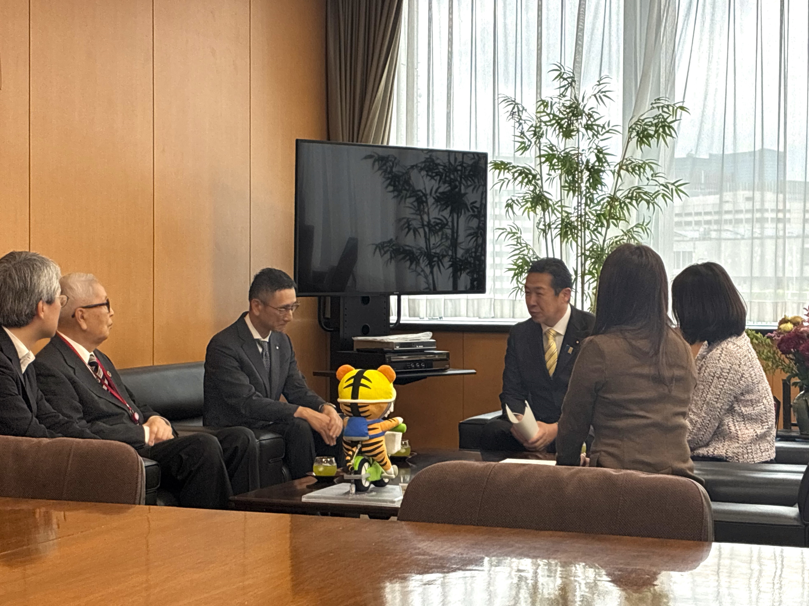 関係者との意見交換